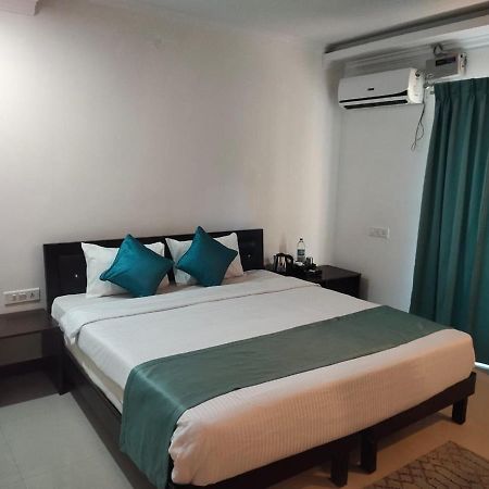 Devanahalli Square Inn מראה חיצוני תמונה
